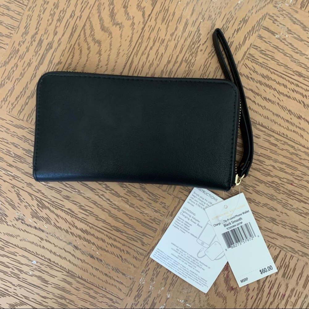 Adrienne Vittadini Charging Wallet - Picture 2 of 9